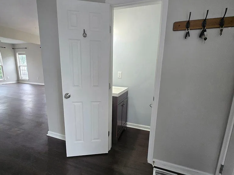 7811 New Ascot Ln — Photo 7
