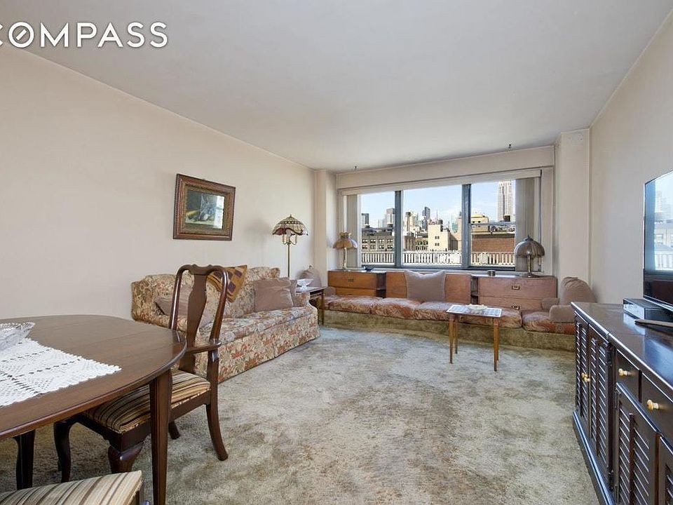 1st image of 3 W 14th St #1619