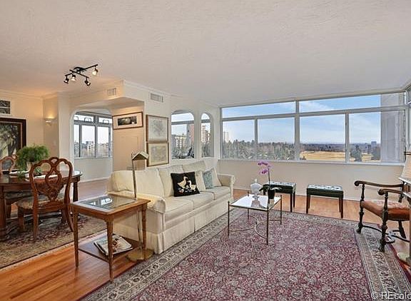4th image of 1313 N Williams St APT 1205