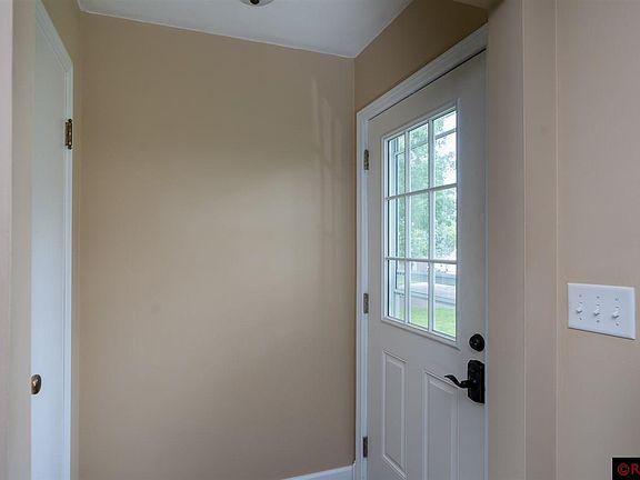 3rd image of 217 Mill St