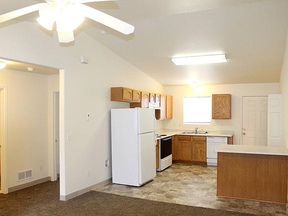3rd image of 1700 N Reading Ave APT L