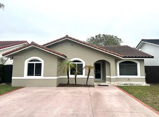 4249 SW 154th Ave, Miami, FL 33185