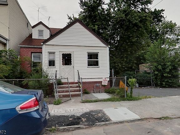 2nd image of 751 S 20th St
