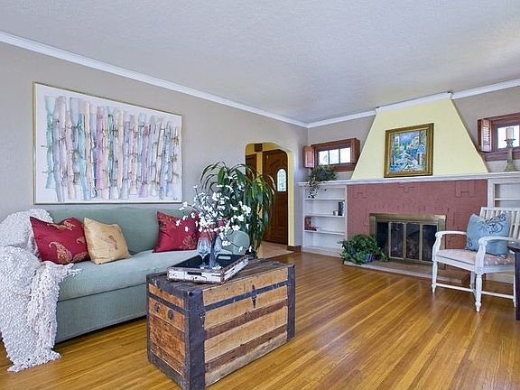 Gas-burning fireplace