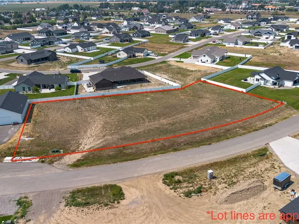 4 Abby Rd, Billings, MT 59106