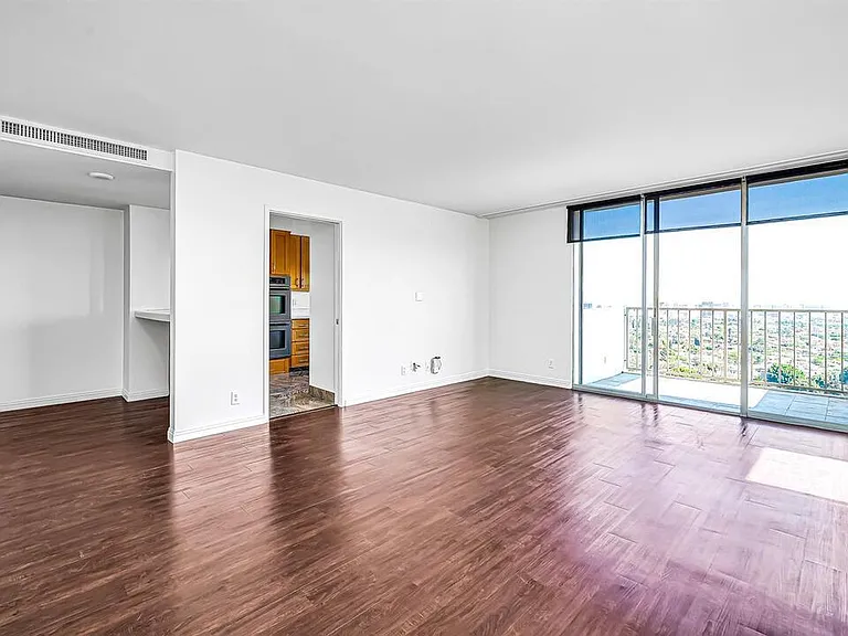 2170 Century Park E #1601 — Photo 11
