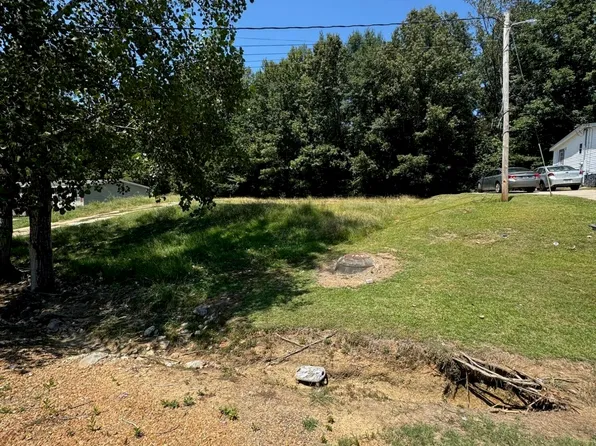 219 Lealand Dr, Vicksburg, MS 39180