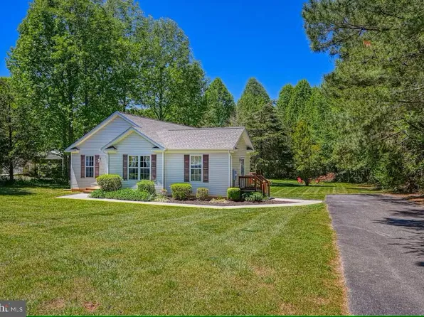 95 N Bluewater Blvd, Mineral, VA 23117
