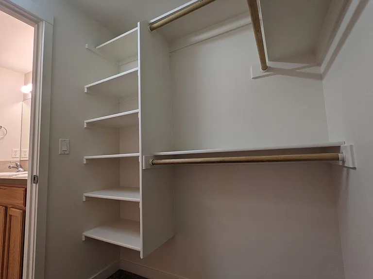 Halsey East Townhomes — Photo 181