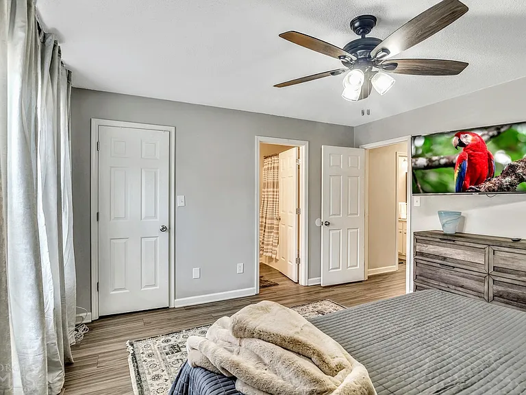 7269 Crestside Dr — Photo 14