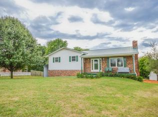 108 Rosewood Ln, Gray, TN 37615