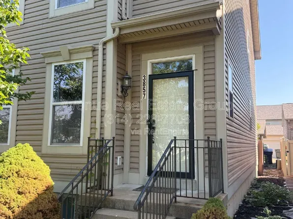 3857 Boulevard Heights Ct, Saint Louis, MO 63116