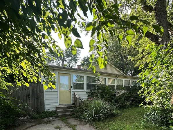 3372 Iowa St, Lake Station, IN 46405