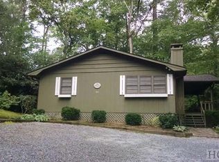 86 E Wingina Pl, Highlands, NC 28741