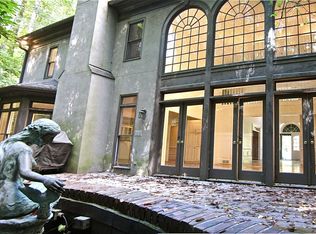 6955 Riverside Dr, Sandy Springs, GA 30328