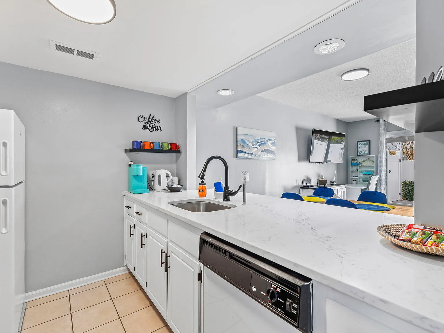 2 bed, 1.5 bath, 1024 sqft, $1,750 — Photo 4