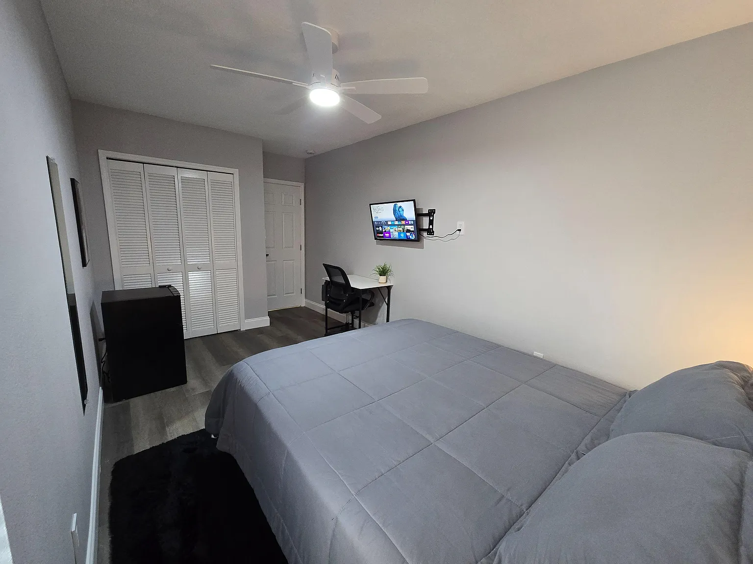 4 bed, 3.0 bath, 1989 sqft, $884 — Photo 3