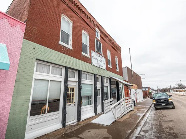 305 S Alvarado Ave, Belle, MO 65013