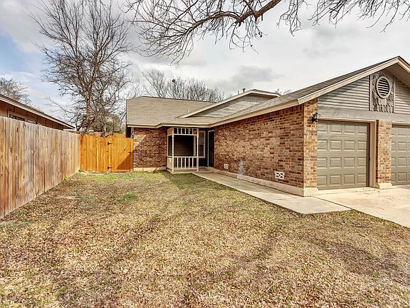 4th image of 5016 Anacacho St