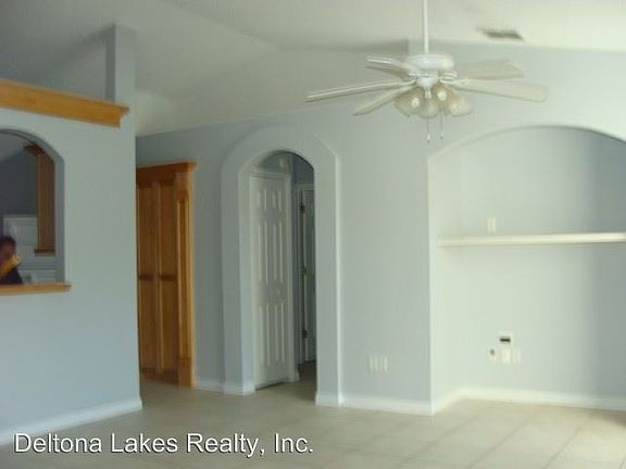 2nd image of 2357 Albury Ave