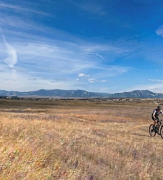 2 blocks away across from Hwy 287 - trail connects with Louisville & Lafayette trails