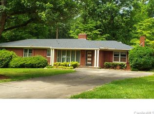 320 S Lineberry St, Troy, NC 27371