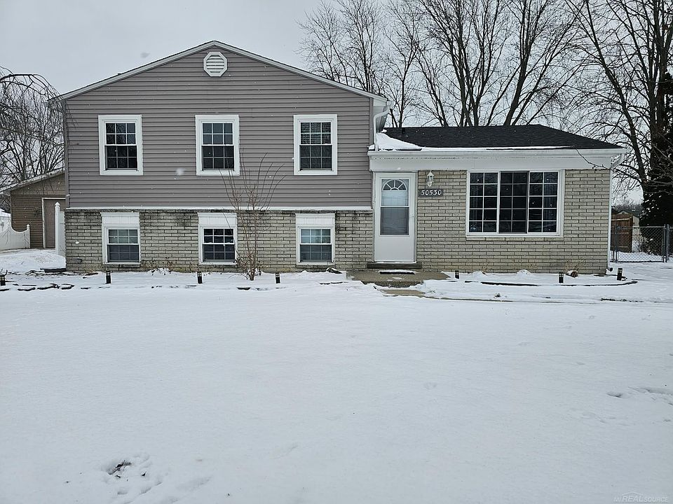 1st image of 50530 Leeward Dr