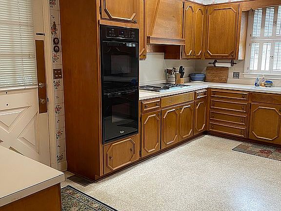 Kitchen and carport entrance