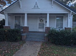 116 E Station St, Mount Olive, NC 28365