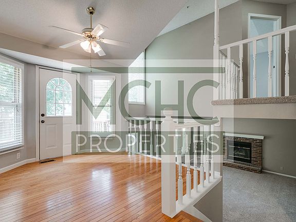 5th image of 15769 Horton St