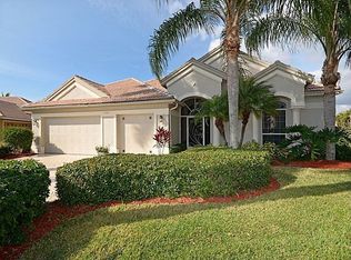 8421 Mallow Ln, Naples, FL 34113