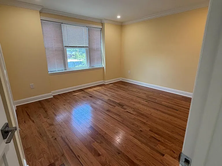 693 Haddon Ave #C3 — Photo 3