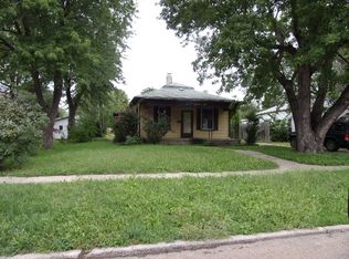 1608 Elk St, Beatrice, NE 68310
