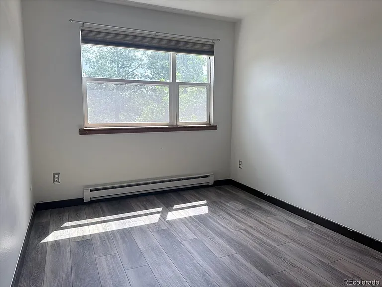 2024 Goss St #8 — Photo 16
