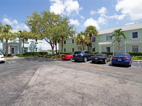 5134 Salmon Dr SE APT D, Saint Petersburg, FL 33705