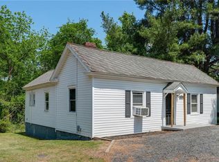 1409 Ridge Ave, Eden, NC 27288