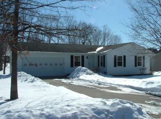 420 Young Dr, Lodi, OH 44254