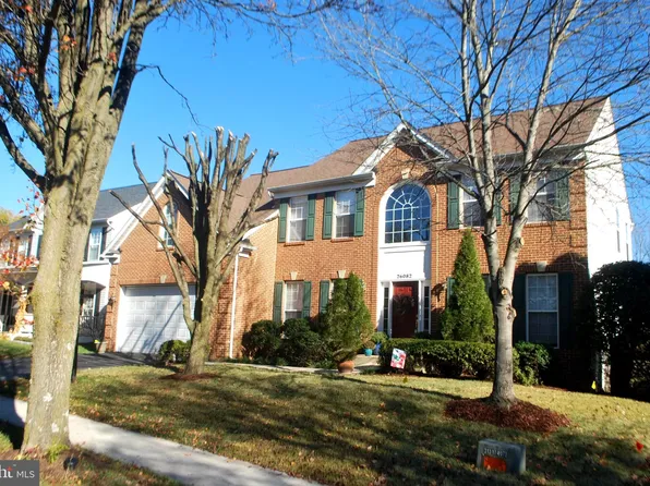 26082 Sarazen Dr, Chantilly, VA 20152