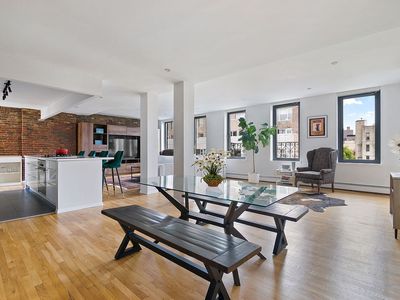 211 E 3rd St APT 6F, New York, NY, 10009