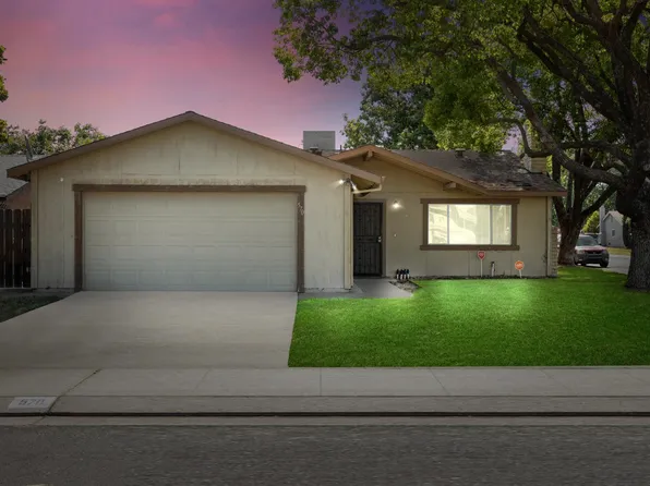 570 Camelia Ln, Manteca, CA 95336