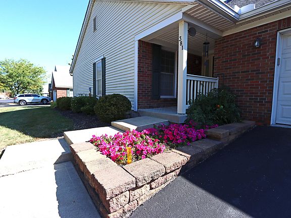 4th image of 381 Retreat Ln #381