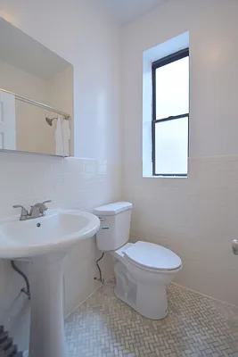 Rented by Skyward | media 9