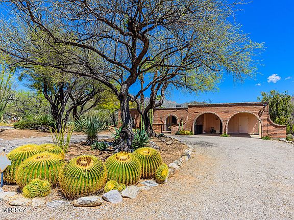2nd image of 8061 E Ocotillo Dr