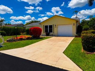 6304 Emerald Sky Ln, Greenacres, FL 33463