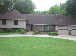 731 W 14th St, Chanute, KS 66720