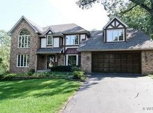 987 Chapel Ct S, Glen Ellyn, IL 60137