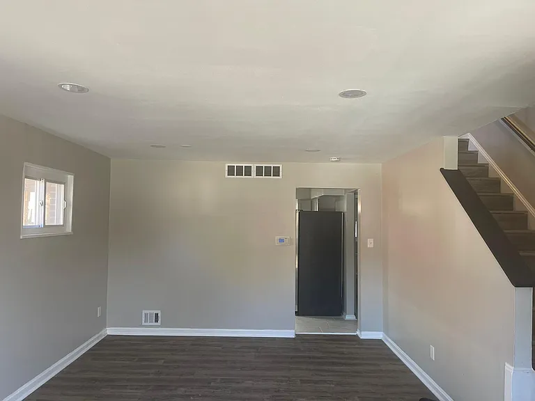 4016 Murdock St — Photo 4