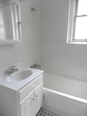 Rented by Bohemia Realty Group | media 21