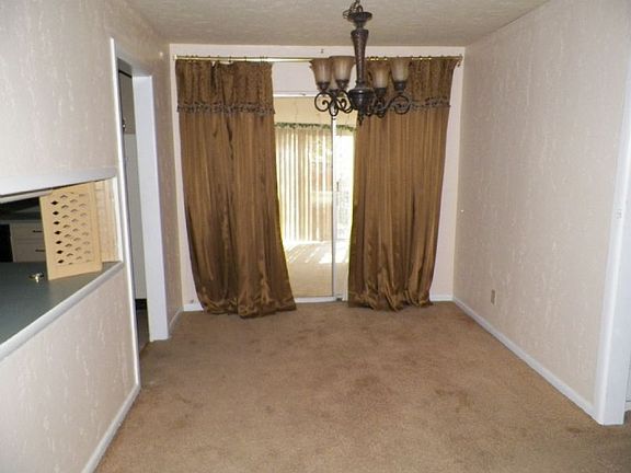 4th image of 1633 NW 25th St