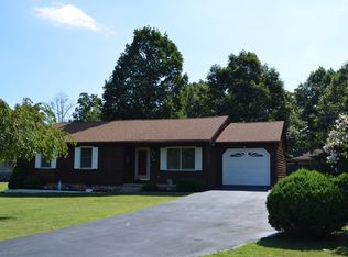 226 Cooper Dr, Stuarts Draft, VA 24477